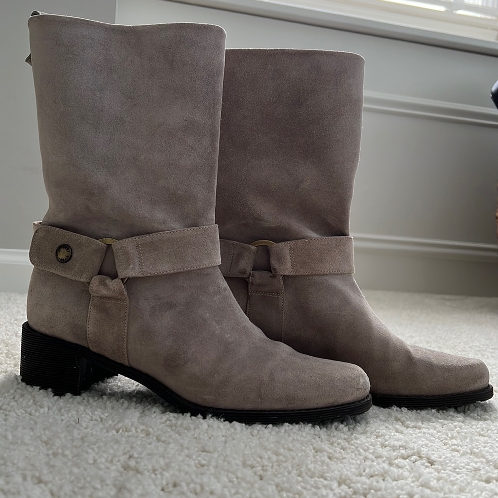 Stuart Weitzman Suede Boots